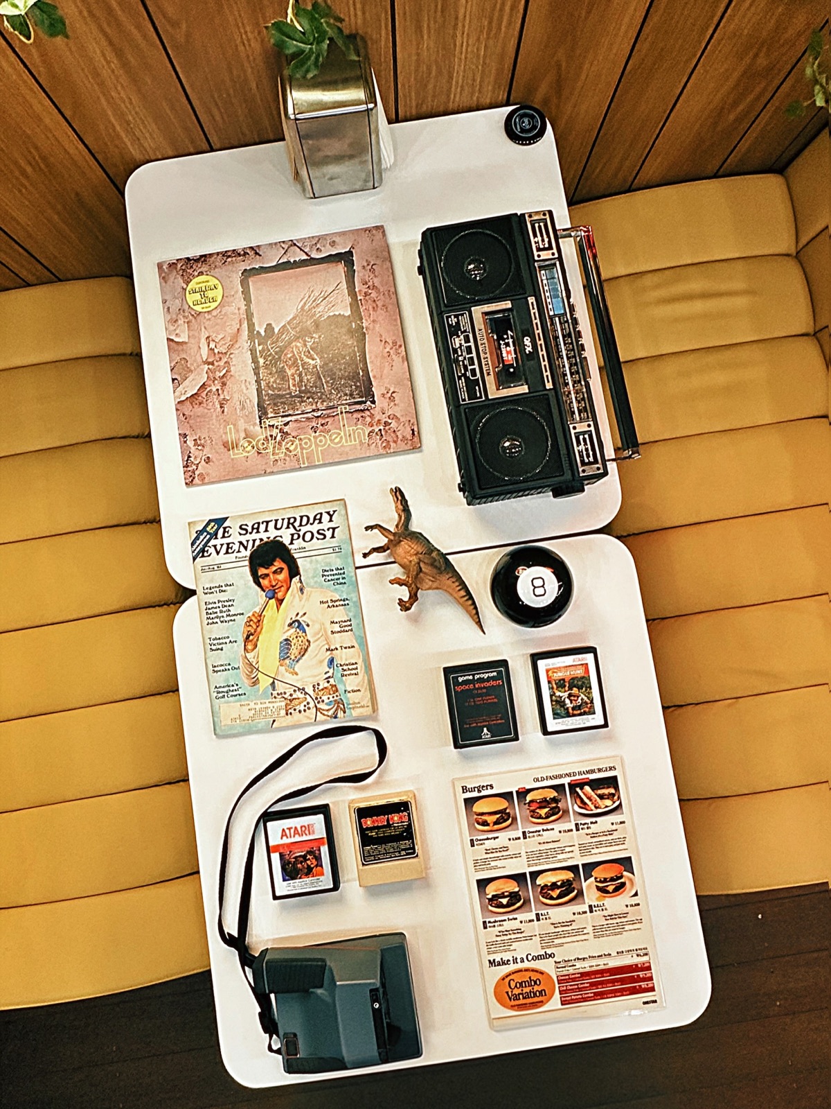 Retro diner table